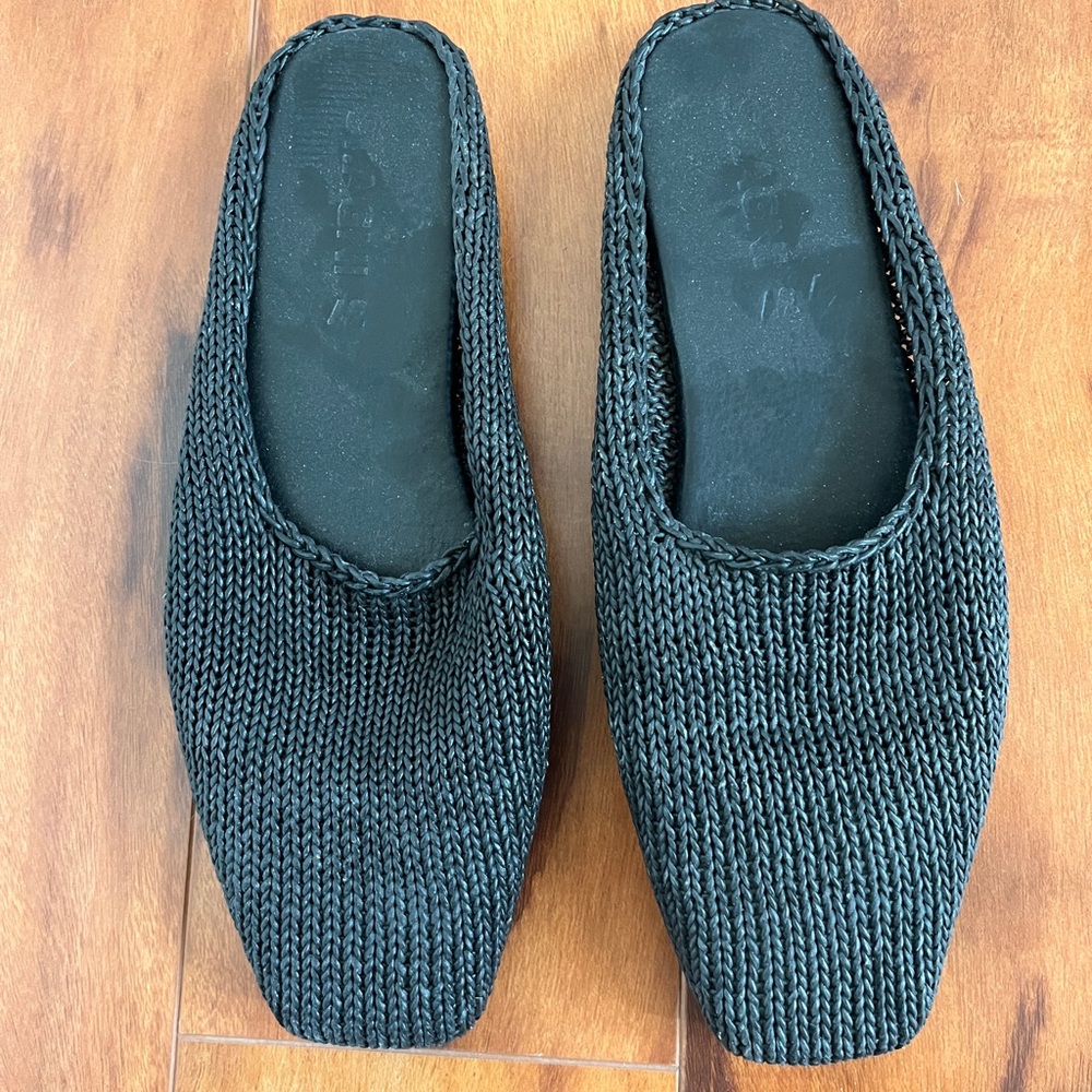 St. Agni Black Braided Leather Loafers